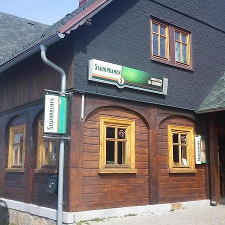 ホテル Country Club Konirna Šluknov エクステリア 写真